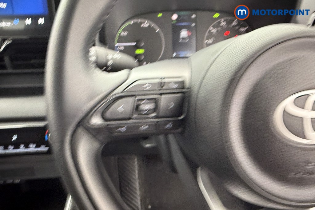 Toyota Yaris Icon Automatic Petrol-Electric Hybrid Hatchback - Stock Number (1562141) - 13th supplementary image