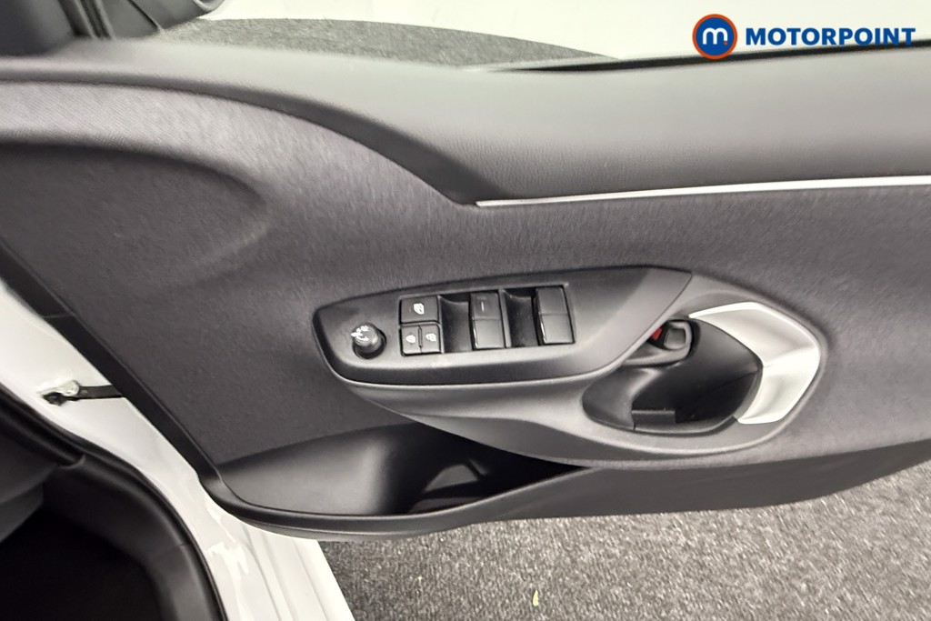 Toyota Yaris Icon Automatic Petrol-Electric Hybrid Hatchback - Stock Number (1562141) - 15th supplementary image