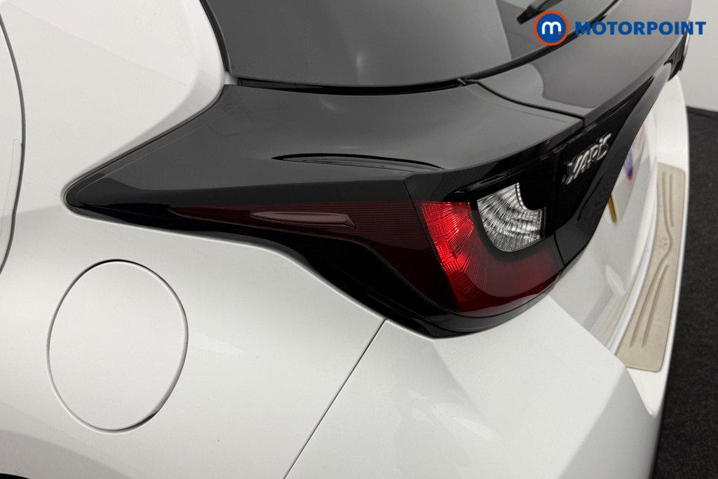 Toyota Yaris Icon Automatic Petrol-Electric Hybrid Hatchback - Stock Number (1562141) - 24th supplementary image