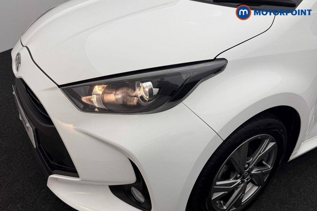Toyota Yaris Icon Automatic Petrol-Electric Hybrid Hatchback - Stock Number (1562141) - 27th supplementary image