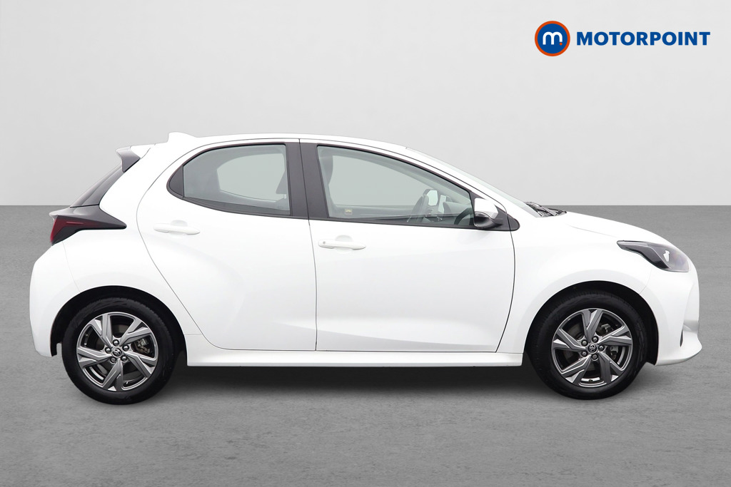 Toyota Yaris Icon Automatic Petrol-Electric Hybrid Hatchback - Stock Number (1562141) - Drivers side