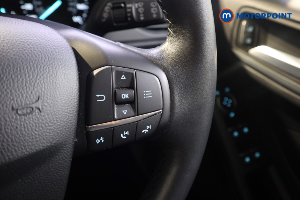 Ford Focus Active Manual Diesel Hatchback - Stock Number (1562144) - 4th supplementary image