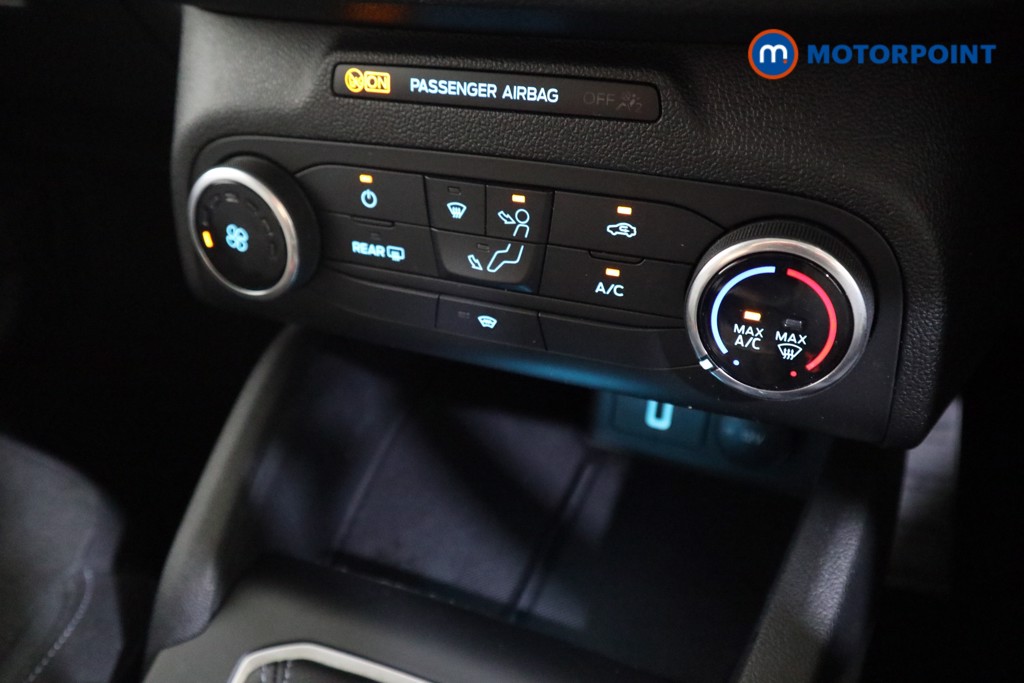 Ford Focus Active Manual Diesel Hatchback - Stock Number (1562144) - 8th supplementary image