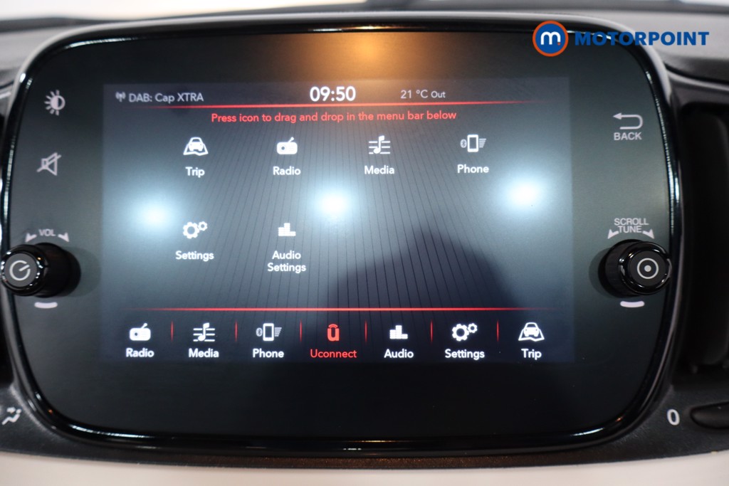 Fiat 500 Dolcevita Manual Petrol-Electric Hybrid Hatchback - Stock Number (1562181) - 2nd supplementary image