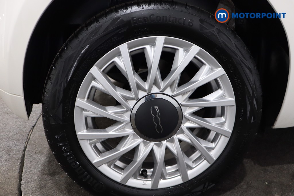 Fiat 500 Dolcevita Manual Petrol-Electric Hybrid Hatchback - Stock Number (1562181) - 9th supplementary image