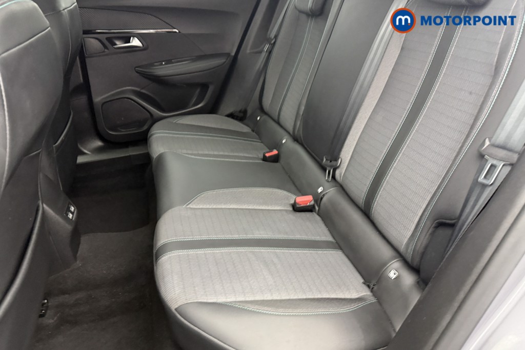 Peugeot 2008 Allure Premium Manual Petrol SUV - Stock Number (1562960) - 22nd supplementary image