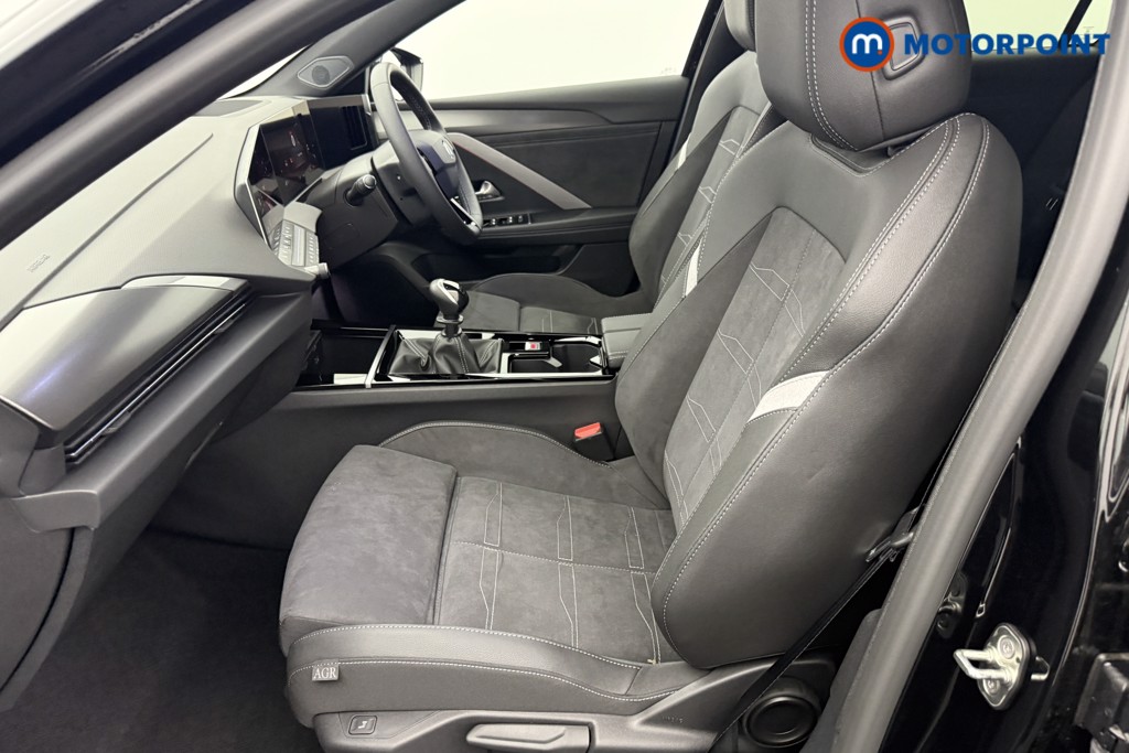 Vauxhall Astra Ultimate Manual Petrol Hatchback - Stock Number (1563028) - 20th supplementary image