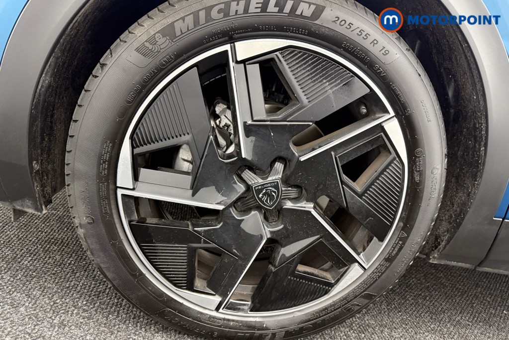 Peugeot 408 GT Automatic Petrol-Electric Hybrid Hatchback - Stock Number (1563229) - 28th supplementary image
