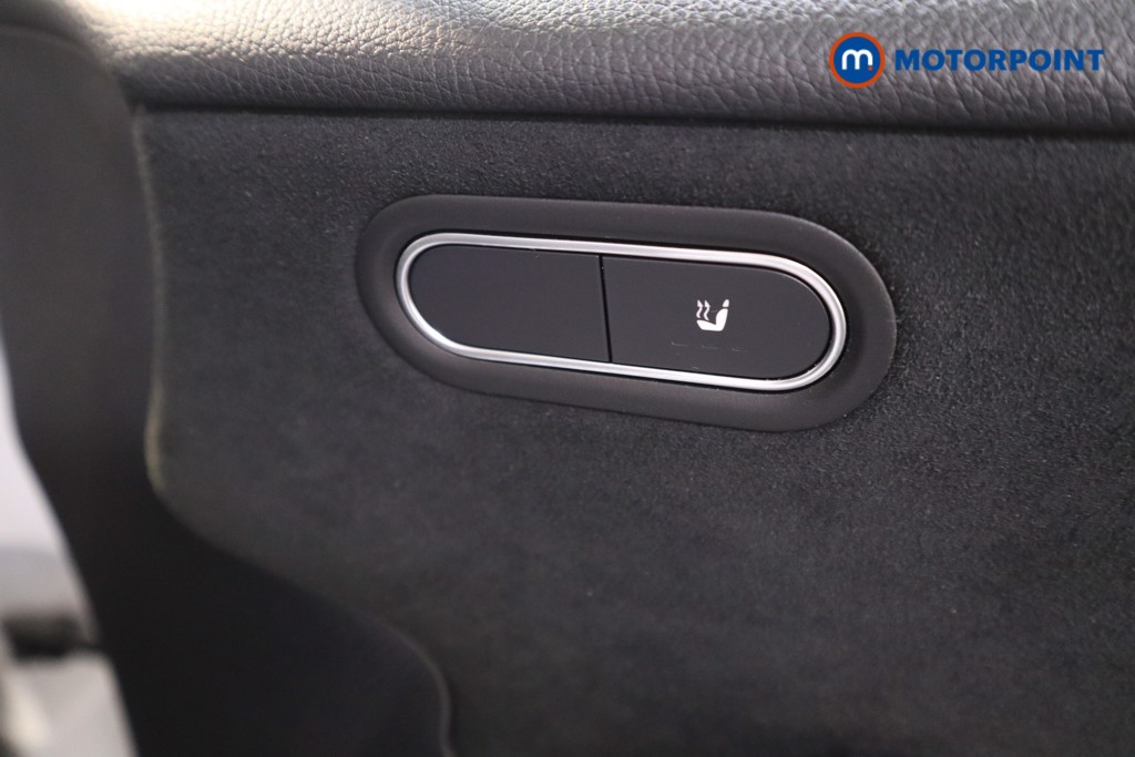 Mercedes-Benz A Class Amg Line Automatic Petrol Plug-In Hybrid Saloon - Stock Number (1563255) - 11th supplementary image