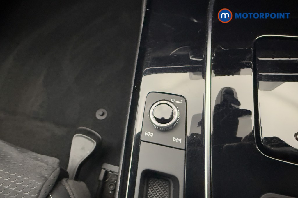 Audi Q5 Black Edition Automatic Diesel SUV - Stock Number (1563572) - 14th supplementary image