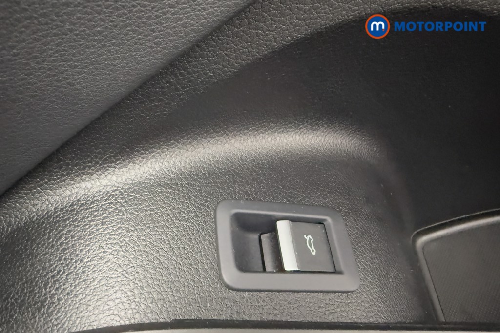 Audi Q5 Black Edition Automatic Diesel SUV - Stock Number (1563572) - 21st supplementary image