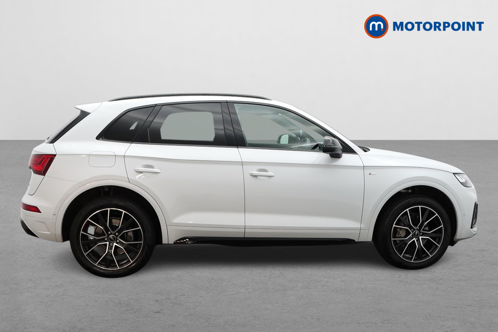 Audi Q5 Black Edition Automatic Diesel SUV - Stock Number (1563572) - Drivers side