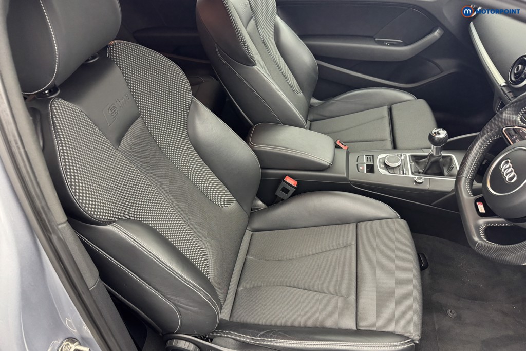 Audi A3 S Line Manual Petrol Hatchback - Stock Number (1563635) - 5th supplementary image