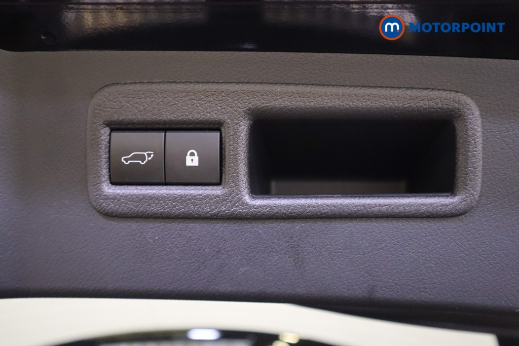 Lexus NX F-Sport Automatic Petrol-Electric Hybrid SUV - Stock Number (1563824) - 33rd supplementary image