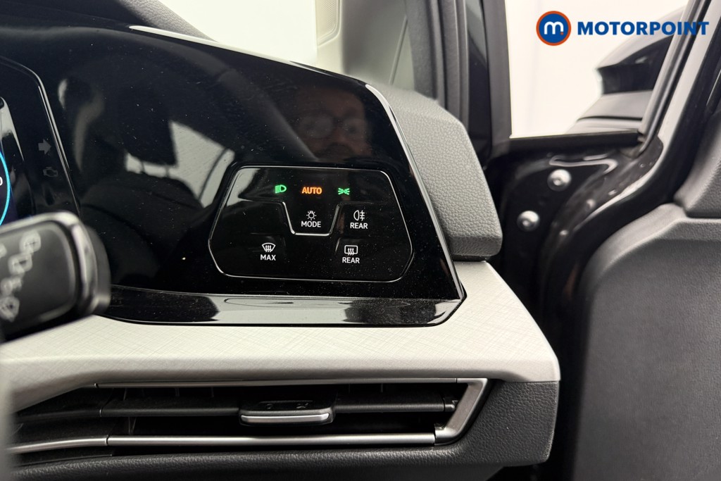 Volkswagen Golf Life Manual Diesel Hatchback - Stock Number (1563863) - 16th supplementary image