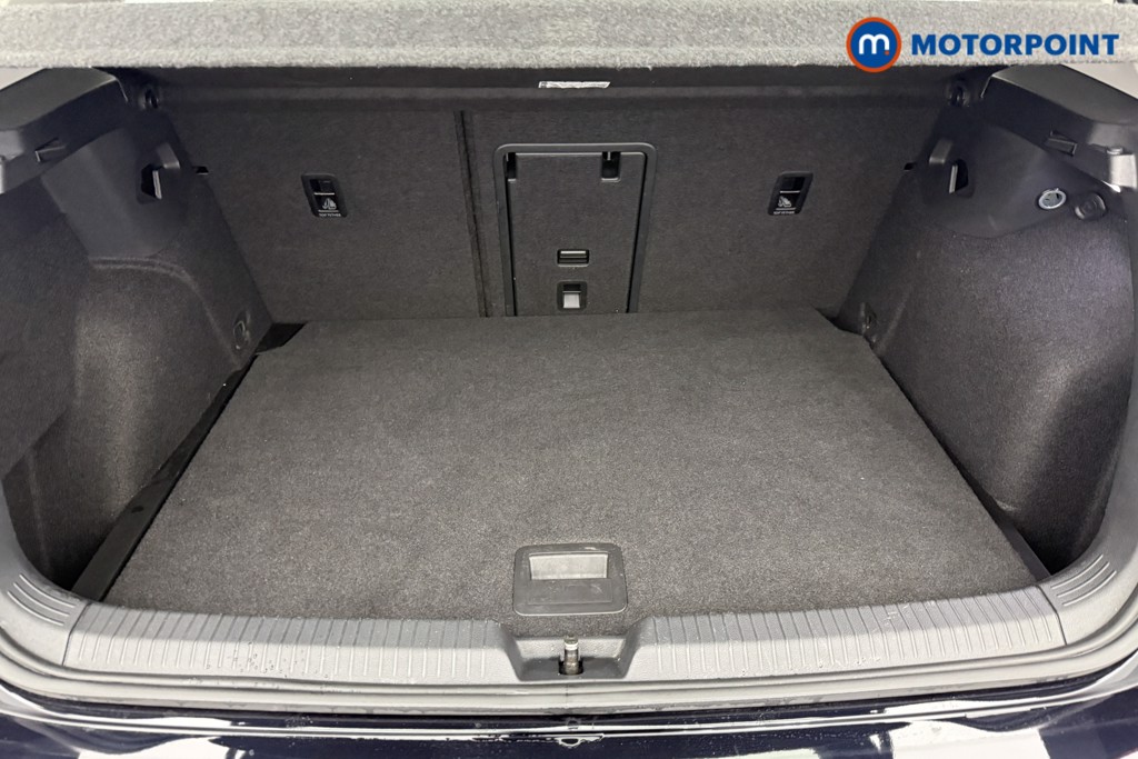 Volkswagen Golf Life Manual Diesel Hatchback - Stock Number (1563863) - 21st supplementary image