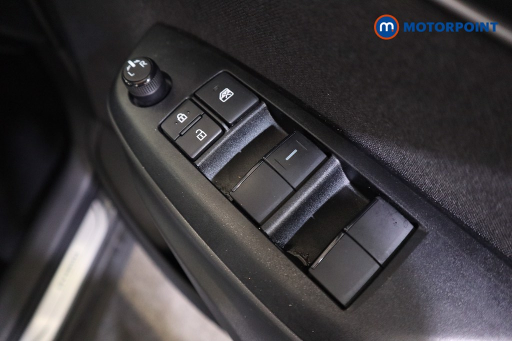 Toyota Yaris Cross Icon Automatic Petrol-Electric Hybrid Estate - Stock Number (1563891) - 9th supplementary image