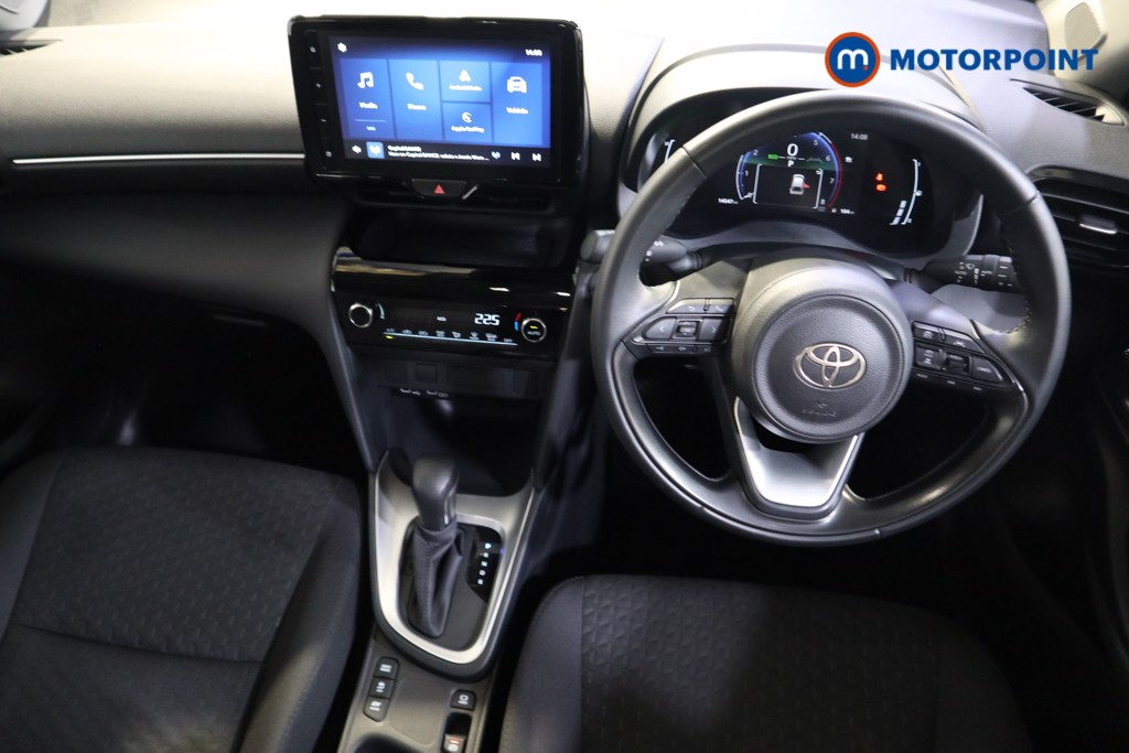 Toyota Yaris Cross Icon Automatic Petrol-Electric Hybrid Estate - Stock Number (1563891) - 1st supplementary image