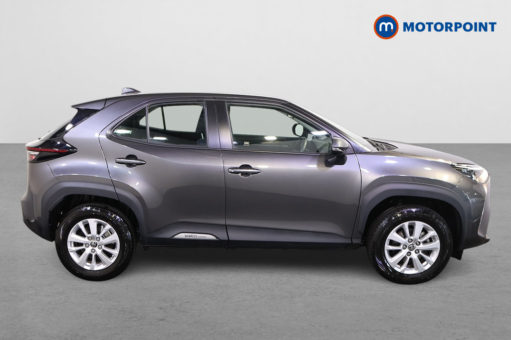 Toyota Yaris Cross Icon Automatic Petrol-Electric Hybrid Estate - Stock Number (1563891) - Drivers side