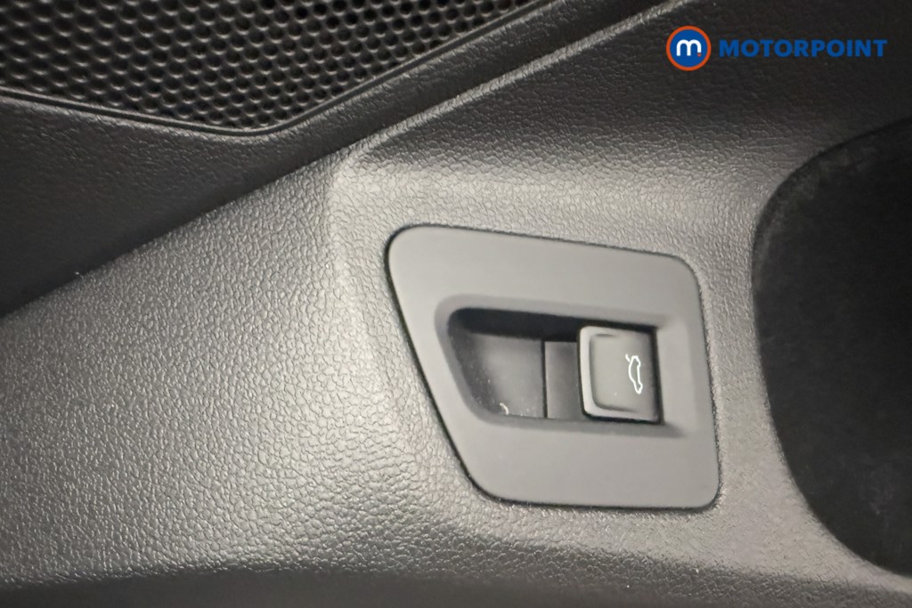 Volkswagen Arteon R-Line Automatic Petrol Estate - Stock Number (1564024) - 16th supplementary image