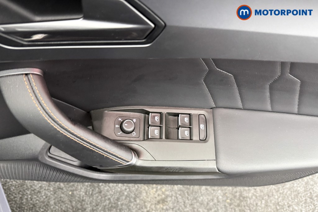 Cupra Leon VZ2 Automatic Petrol Plug-In Hybrid Hatchback - Stock Number (1564116) - 16th supplementary image
