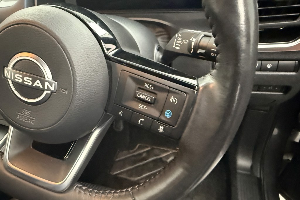 Nissan Qashqai Tekna Manual Petrol SUV - Stock Number (1543666) - 4th supplementary image