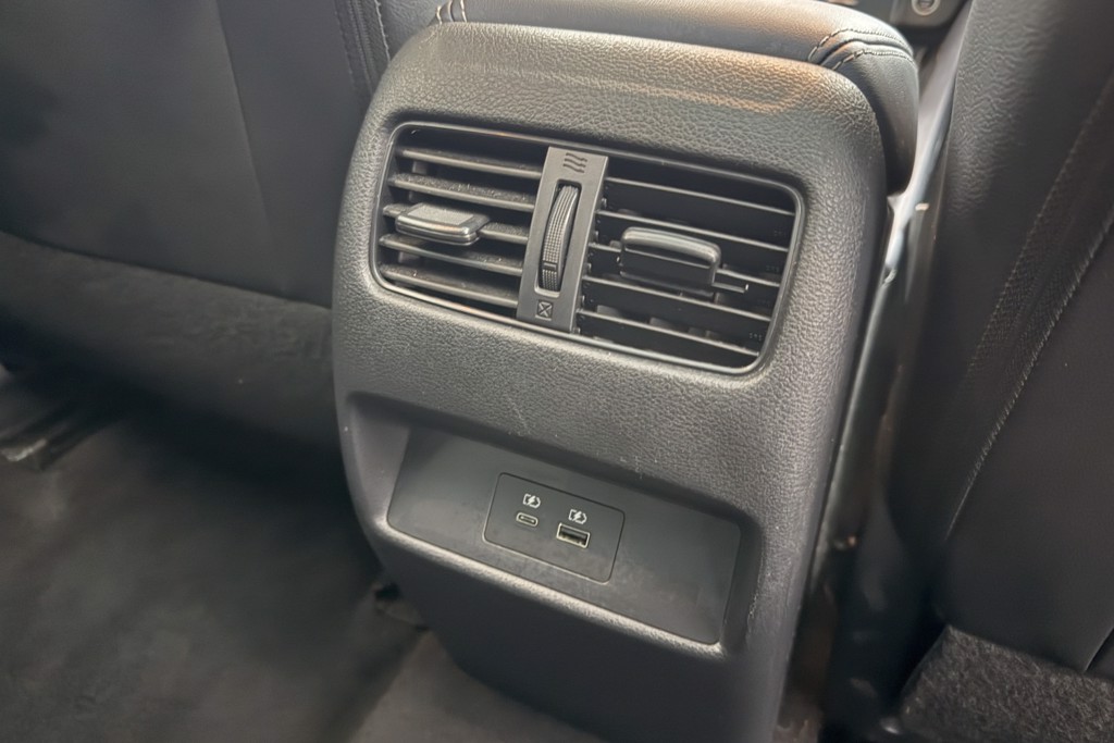 Nissan Qashqai Tekna Manual Petrol SUV - Stock Number (1543666) - 19th supplementary image