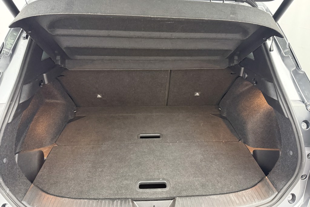 Nissan Qashqai Tekna Manual Petrol SUV - Stock Number (1543666) - 23rd supplementary image