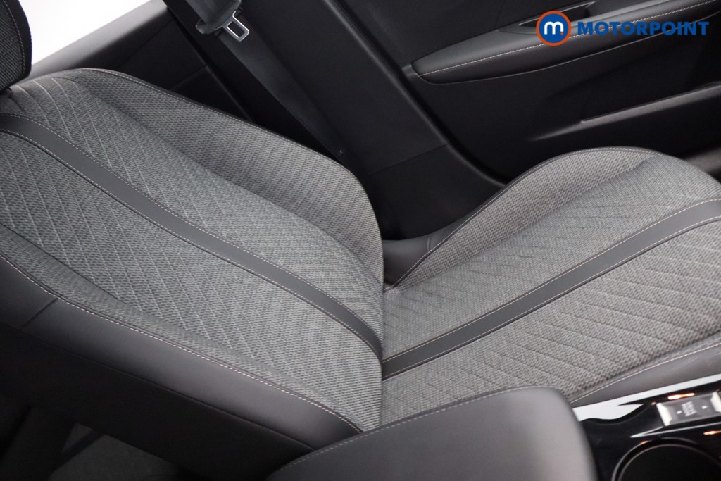 Peugeot 208 Allure Manual Petrol Hatchback - Stock Number (1554268) - 16th supplementary image
