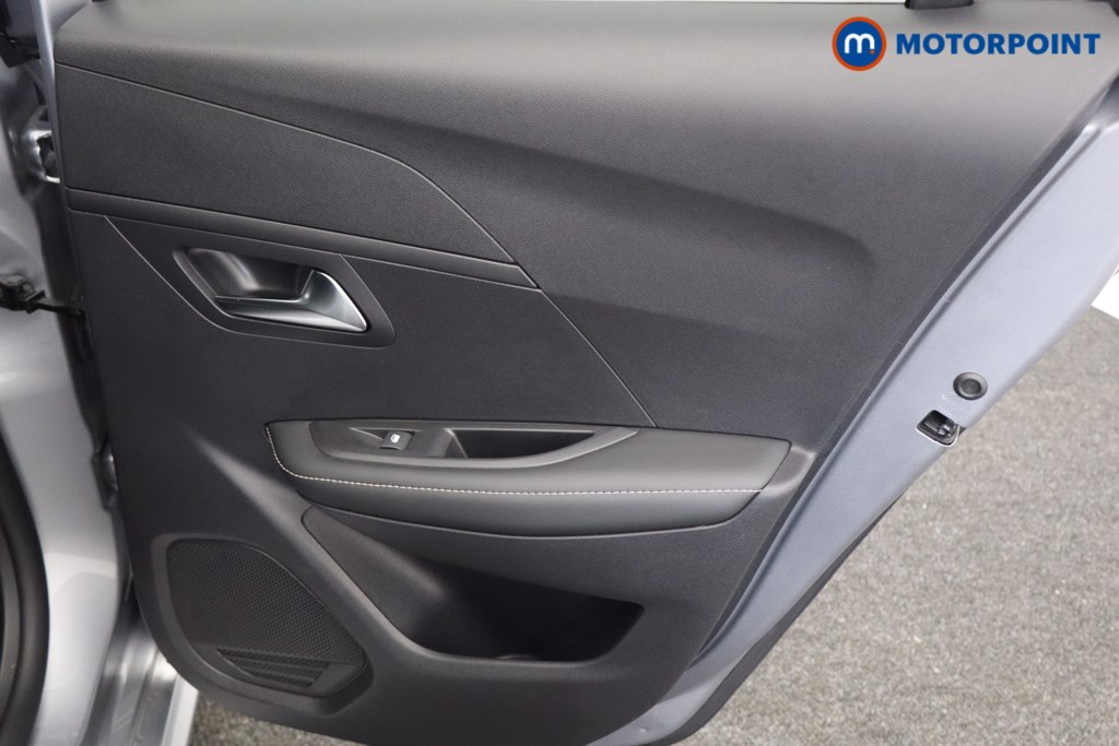 Peugeot 208 Allure Manual Petrol Hatchback - Stock Number (1554268) - 18th supplementary image