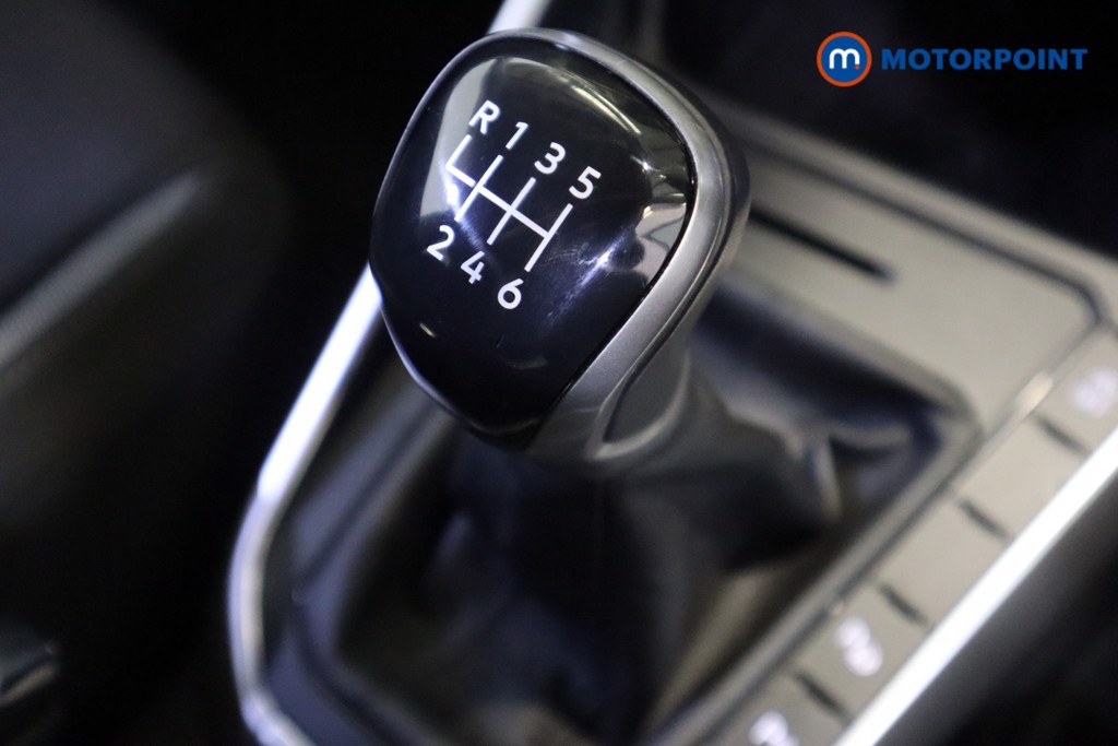 Volkswagen Taigo Life Manual Petrol SUV - Stock Number (1554856) - 5th supplementary image