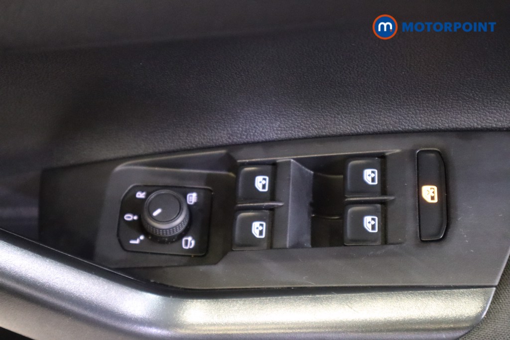 Volkswagen Taigo Life Manual Petrol SUV - Stock Number (1554856) - 13th supplementary image
