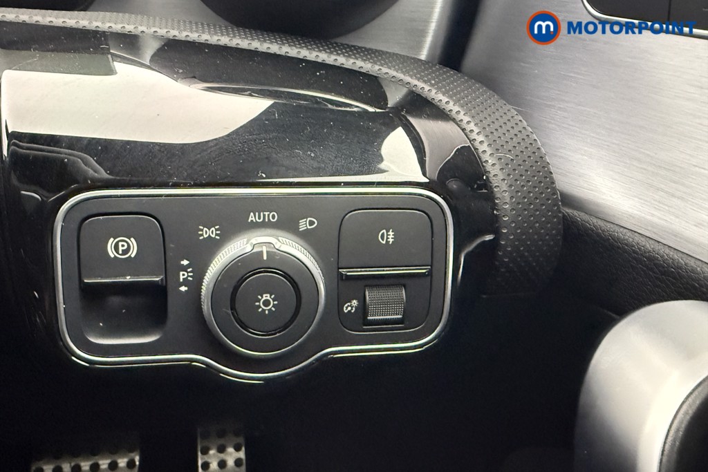 Mercedes-Benz CLA Amg Line Automatic Petrol Estate - Stock Number (1555823) - 9th supplementary image