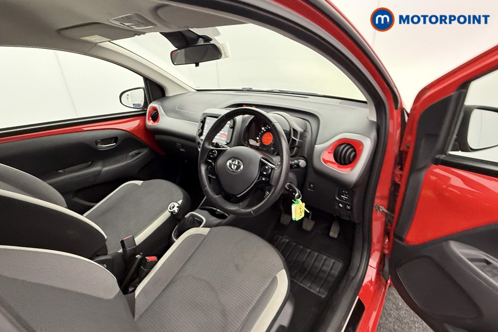 Toyota Aygo X-Play Manual Petrol Hatchback - Stock Number (1555909) - 3rd supplementary image