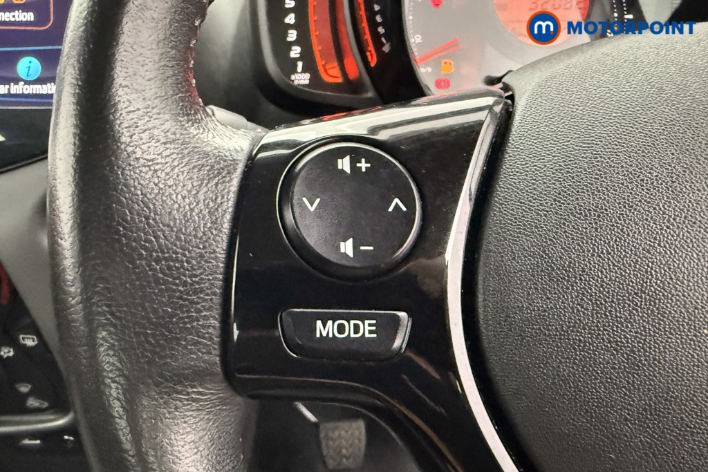 Toyota Aygo X-Play Manual Petrol Hatchback - Stock Number (1555909) - 9th supplementary image