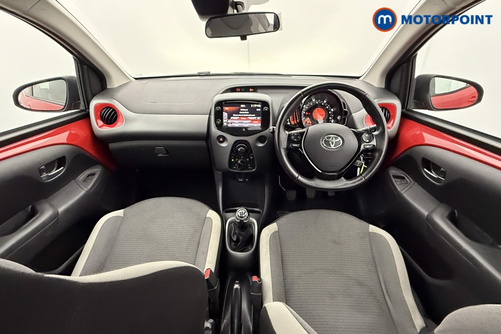 Toyota Aygo X-Play Manual Petrol Hatchback - Stock Number (1555909) - 1st supplementary image