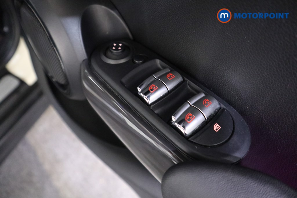 Mini Hatchback Cooper Automatic Petrol Hatchback - Stock Number (1556079) - 8th supplementary image