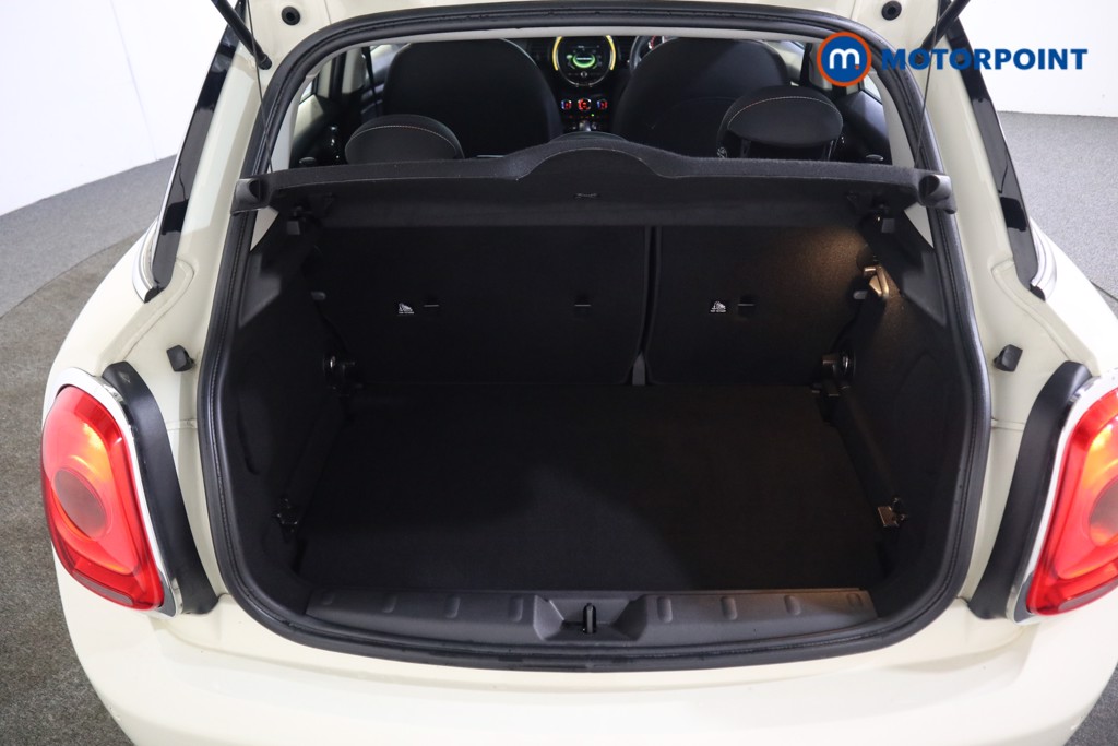 Mini Hatchback Cooper Automatic Petrol Hatchback - Stock Number (1556079) - 12th supplementary image