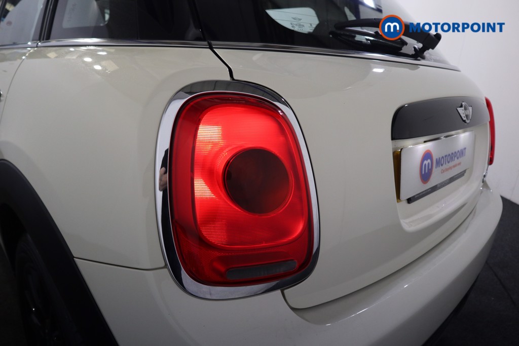 Mini Hatchback Cooper Automatic Petrol Hatchback - Stock Number (1556079) - 18th supplementary image