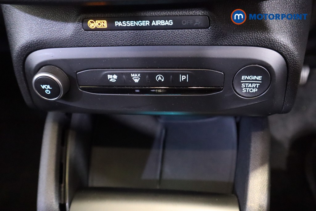 Ford Focus Active Manual Petrol Hatchback - Stock Number (1556514) - 19th supplementary image