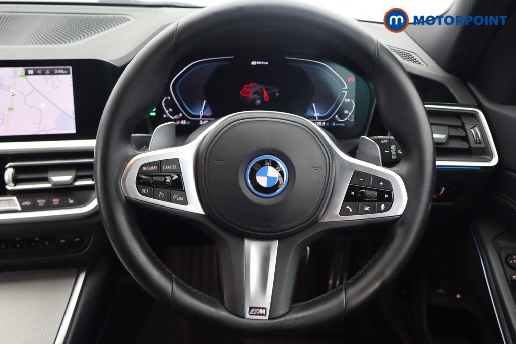 BMW 3 Series M Sport Automatic Petrol Plug-In Hybrid Estate - Stock Number (1556962) - 3rd supplementary image