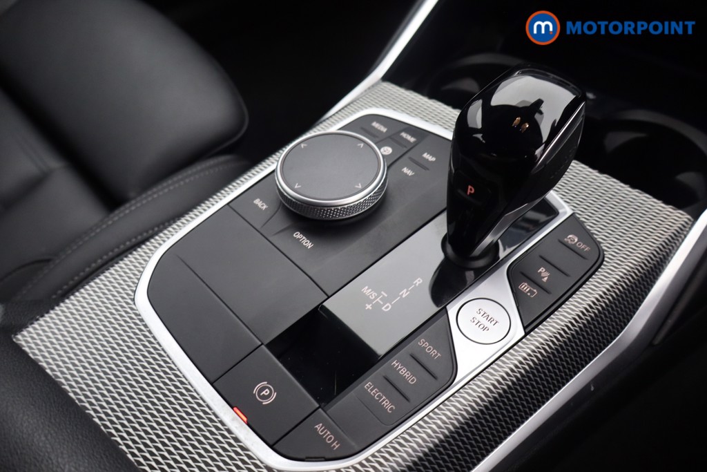 BMW 3 Series M Sport Automatic Petrol Plug-In Hybrid Estate - Stock Number (1556962) - 9th supplementary image