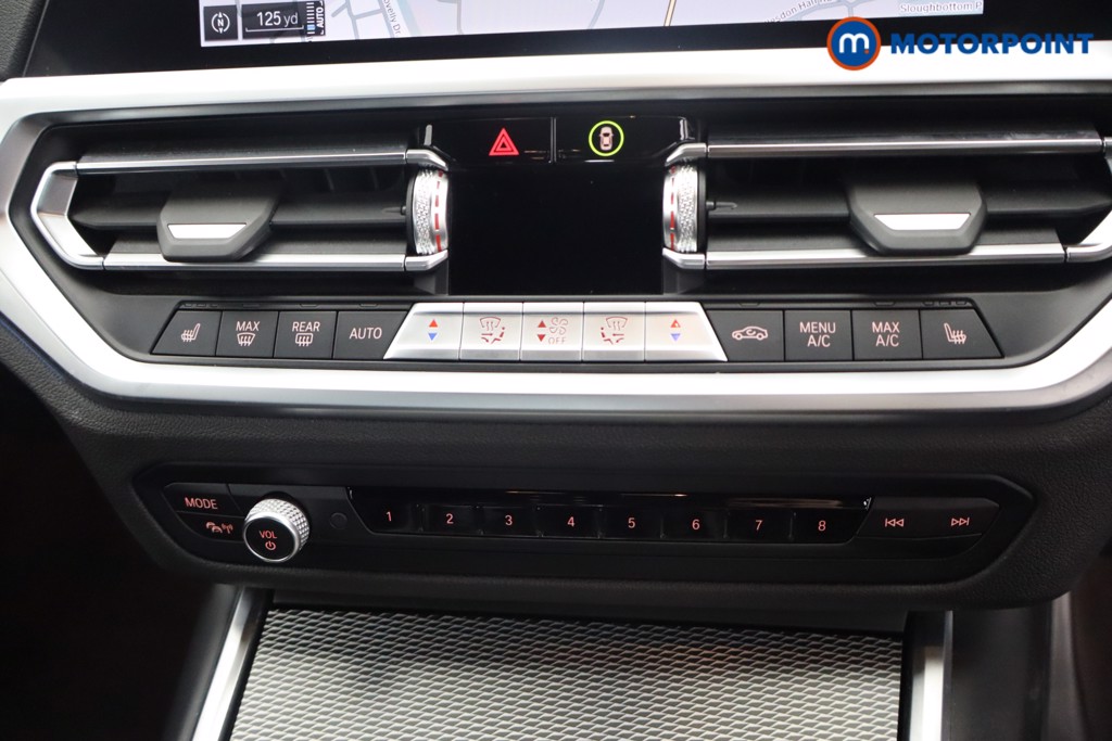 BMW 3 Series M Sport Automatic Petrol Plug-In Hybrid Estate - Stock Number (1556962) - 11th supplementary image