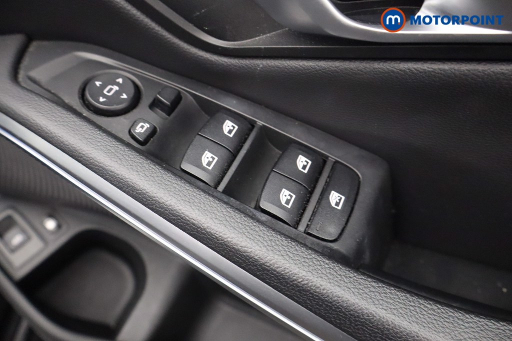BMW 3 Series M Sport Automatic Petrol Plug-In Hybrid Estate - Stock Number (1556962) - 18th supplementary image