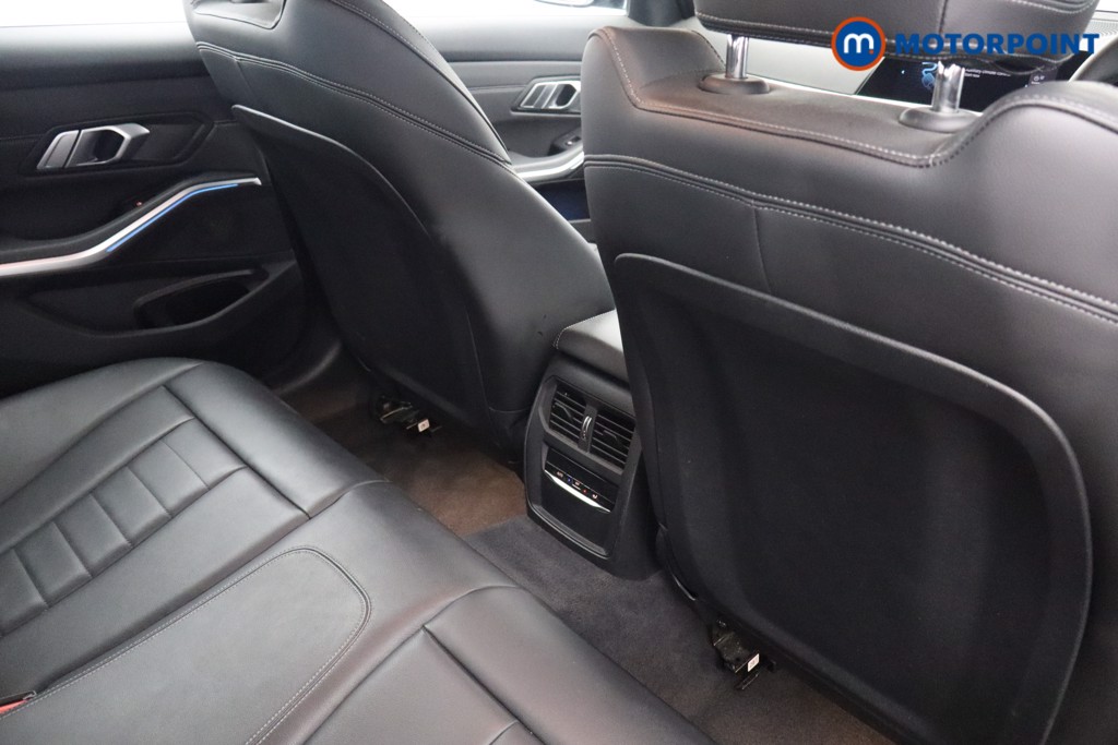 BMW 3 Series M Sport Automatic Petrol Plug-In Hybrid Estate - Stock Number (1556962) - 21st supplementary image