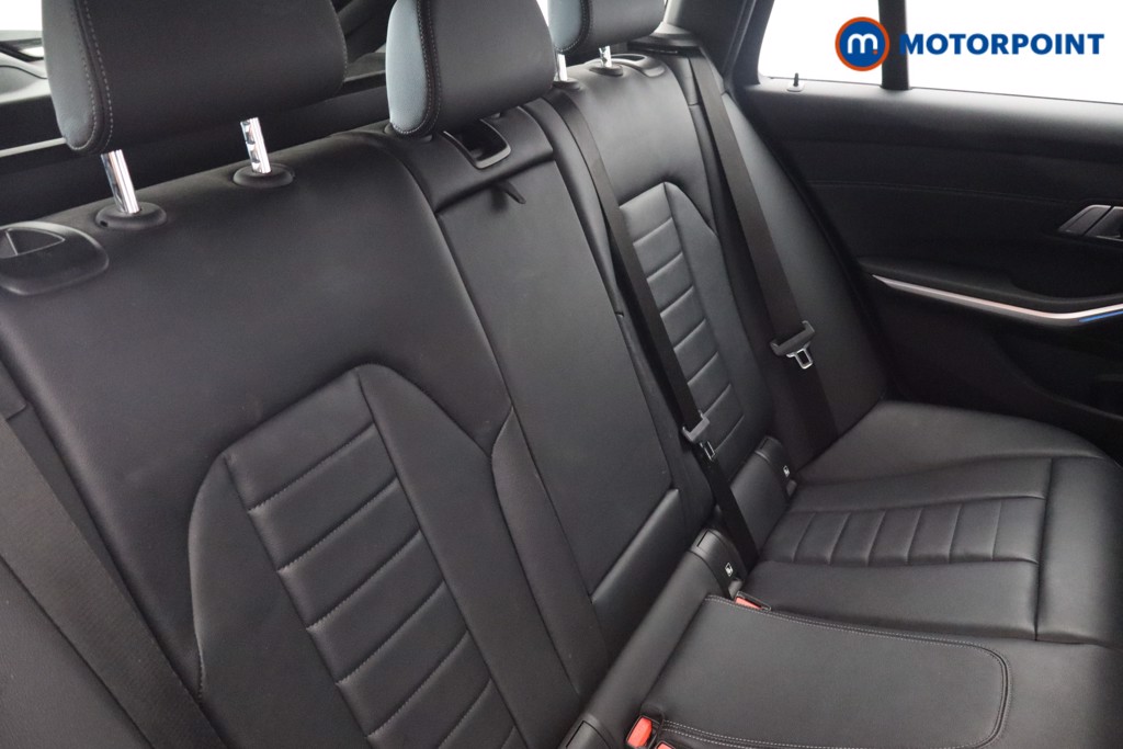 BMW 3 Series M Sport Automatic Petrol Plug-In Hybrid Estate - Stock Number (1556962) - 22nd supplementary image