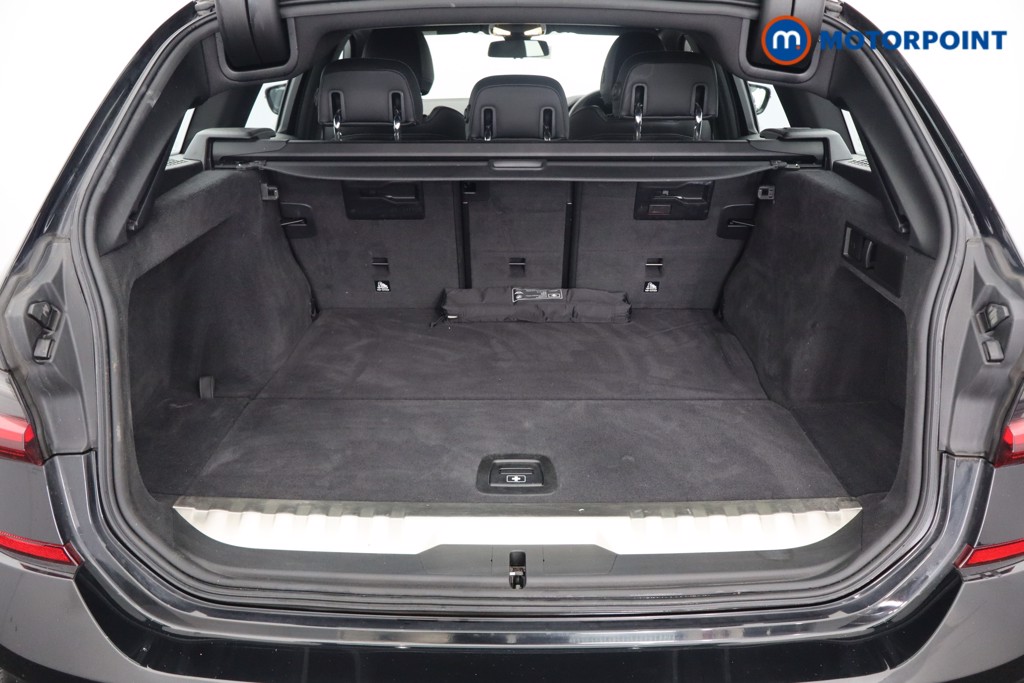 BMW 3 Series M Sport Automatic Petrol Plug-In Hybrid Estate - Stock Number (1556962) - 37th supplementary image