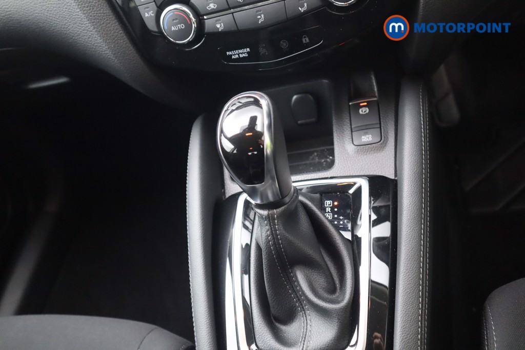 Nissan Qashqai Acenta Premium Automatic Petrol SUV - Stock Number (1557314) - 5th supplementary image