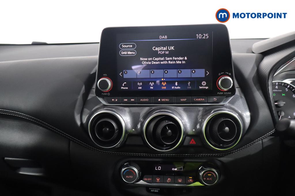 Nissan Juke N-Connecta Automatic Petrol SUV - Stock Number (1557360) - 2nd supplementary image
