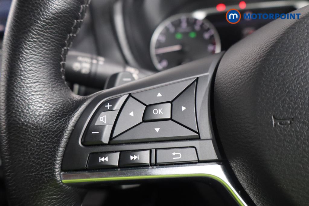 Nissan Juke N-Connecta Automatic Petrol SUV - Stock Number (1557360) - 7th supplementary image